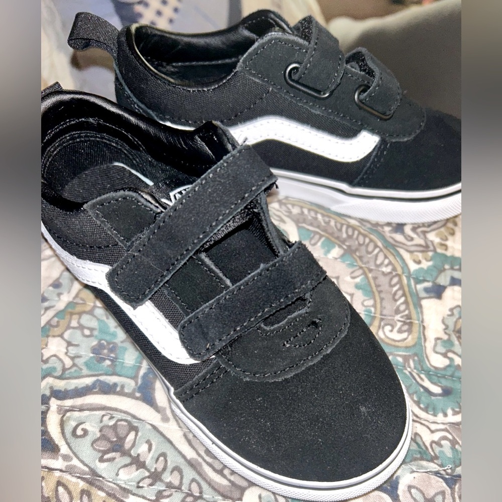 Size 10 toddler Van’s baby shoes, sneakers.